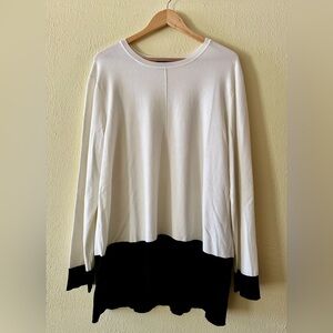 Slim Factor By Investments Black and White Long Sleeve Color-block Sweater